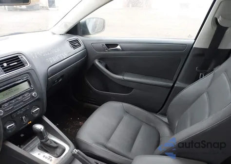 2011 Volkswagen Jetta 2.5L Se from USA, damaged, VIN 3VWDZ7AJ9BM346746